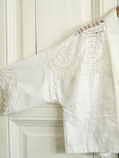 Unlogical Poem Heavily Embroidered Vintage-Style Cotton Fabric Kimono