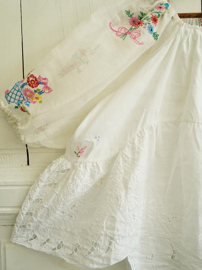Unlogical Poem Antique Cotton Poetry-Embroidered Crochet Blouse