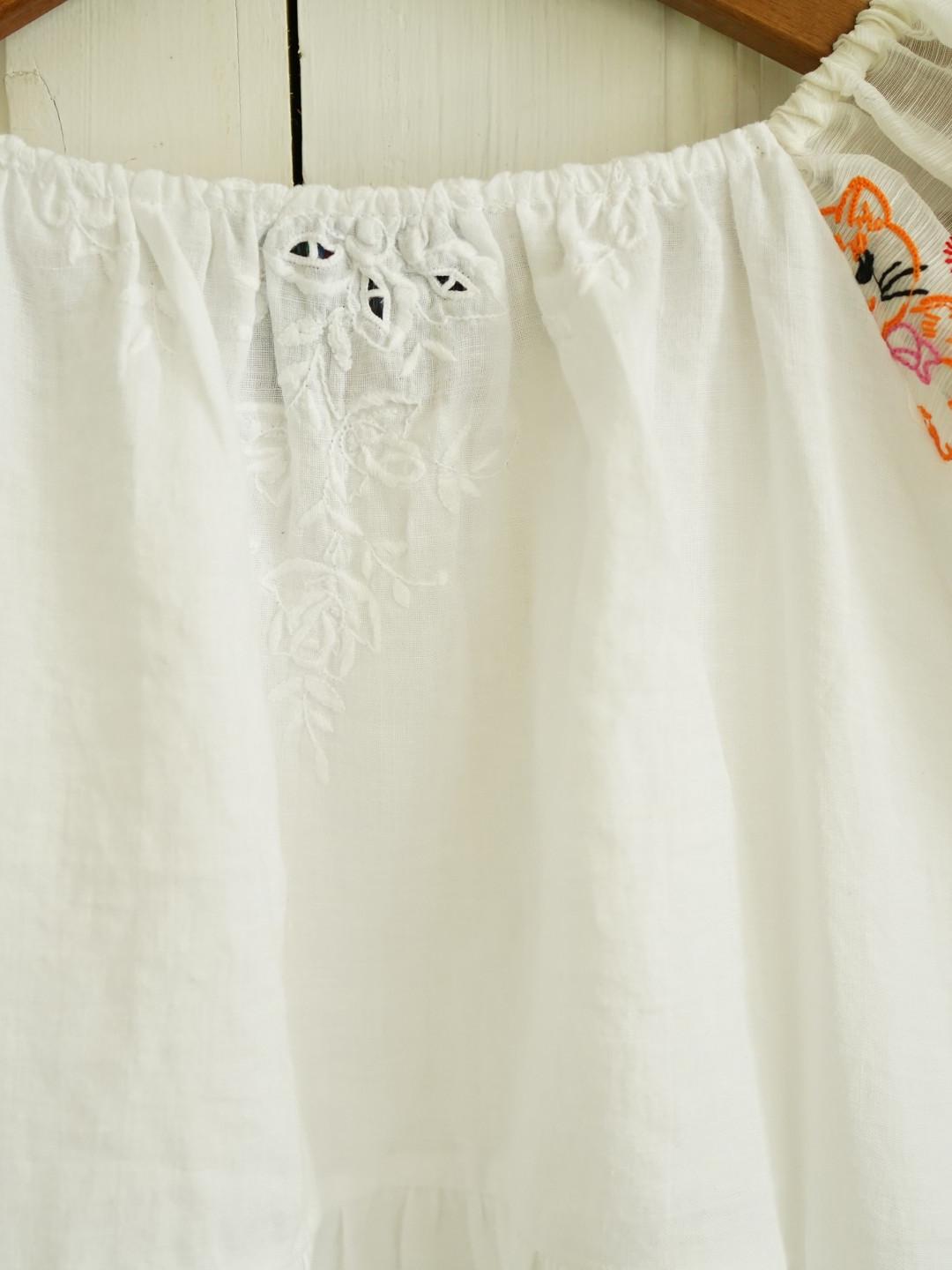 Unlogical Poem Antique Cotton Poetry-Embroidered Crochet Blouse