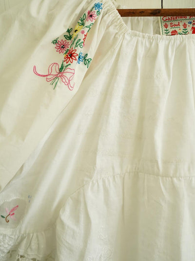 Unlogical Poem Antique Cotton Poetry-Embroidered Crochet Blouse