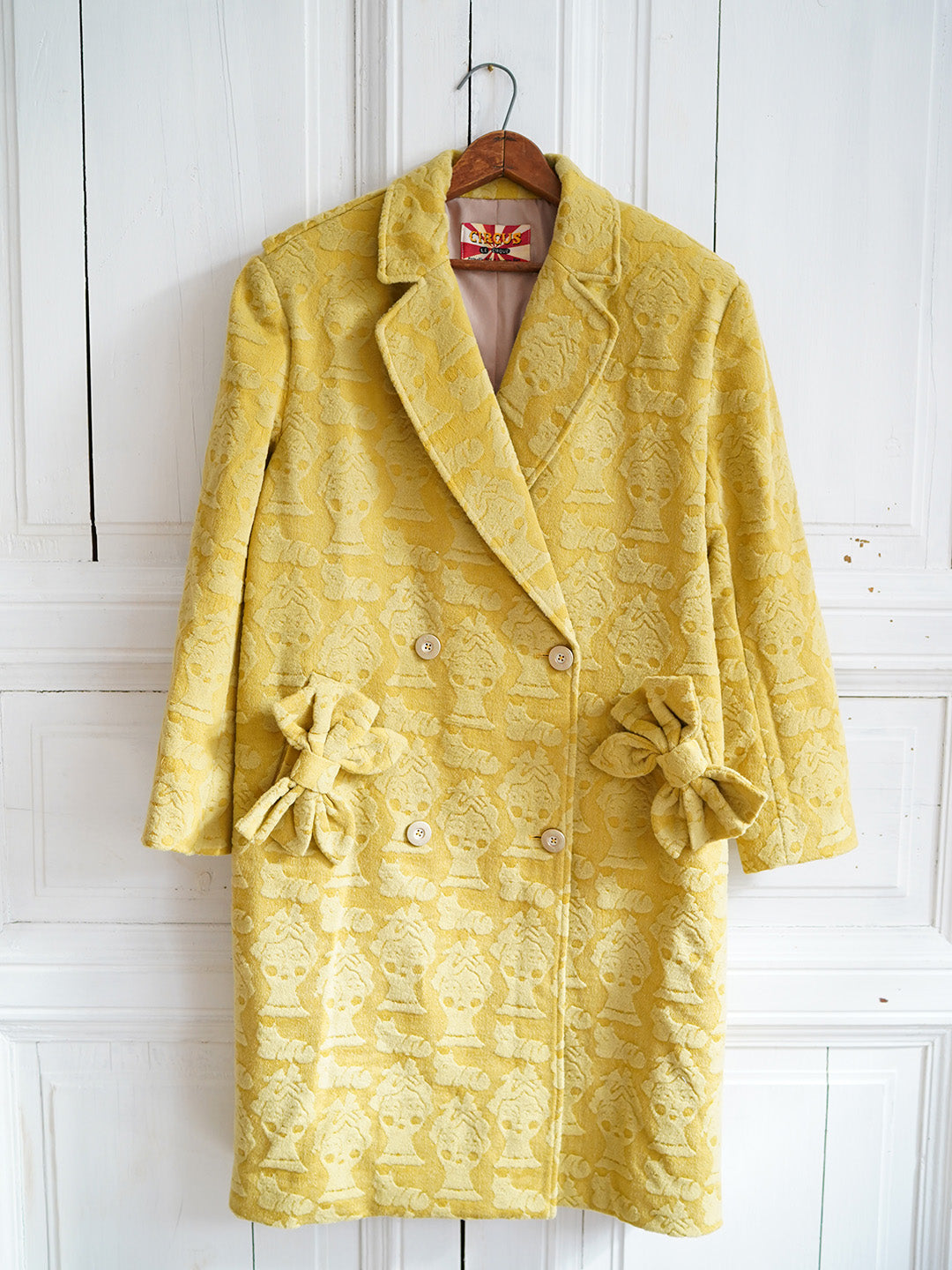 Unlogical Poem Illustration Wool Jacquard Bow Yellow Coat