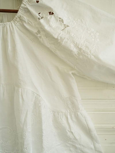 Unlogical Poem Antique Cotton Poetry-Embroidered Crochet Blouse