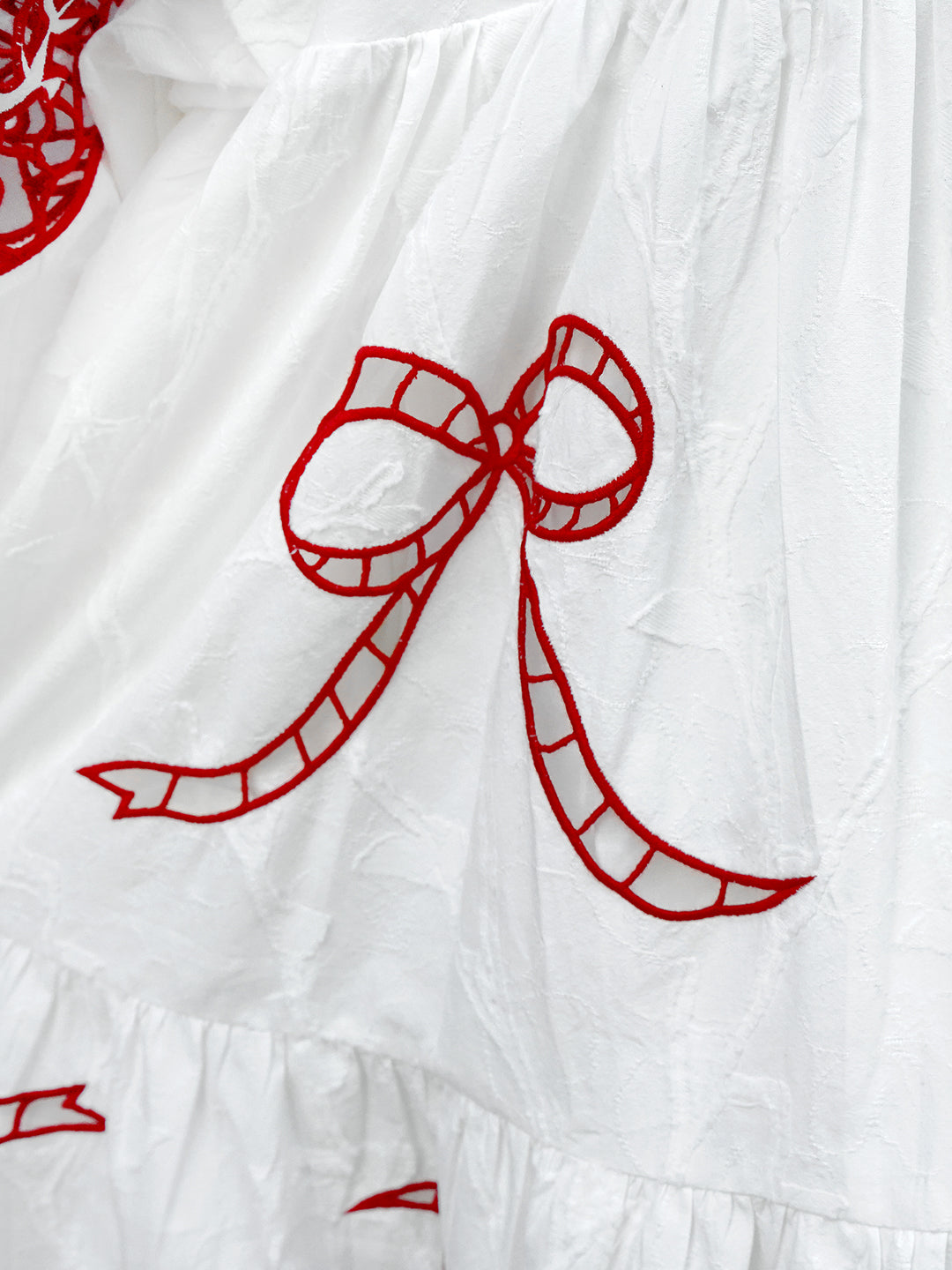 Unlogical Poem Victorian-style Paper-cut Pattern Hollow Embroidery Cotton Dress