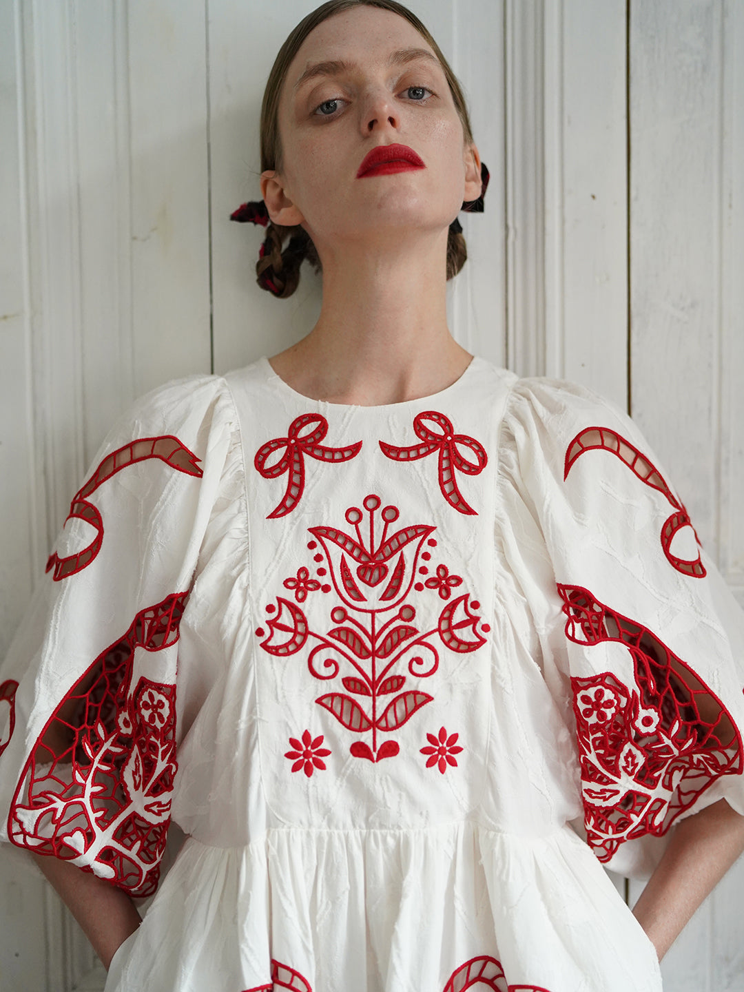 Unlogical Poem Victorian-style Paper-cut Pattern Hollow Embroidery Cotton Dress