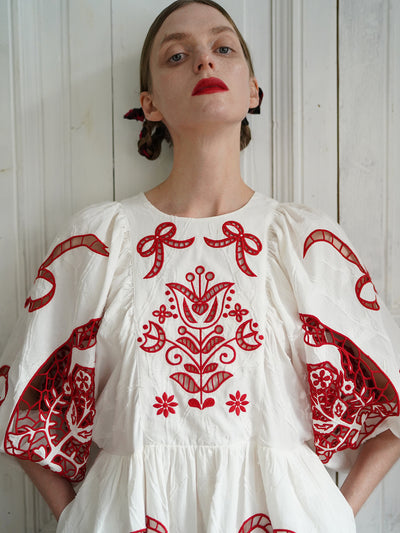 Unlogical Poem Victorian-style Paper-cut Pattern Hollow Embroidery Cotton Dress