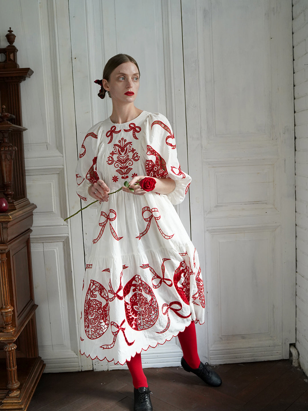 Unlogical Poem Victorian-style Paper-cut Pattern Hollow Embroidery Cotton Dress