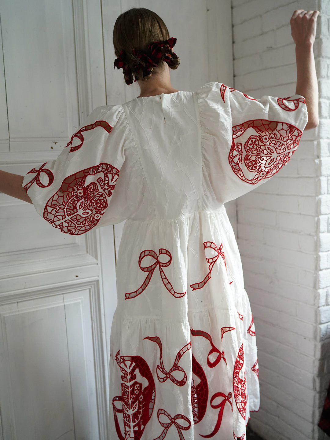 Unlogical Poem Victorian-style Paper-cut Pattern Hollow Embroidery Cotton Dress M