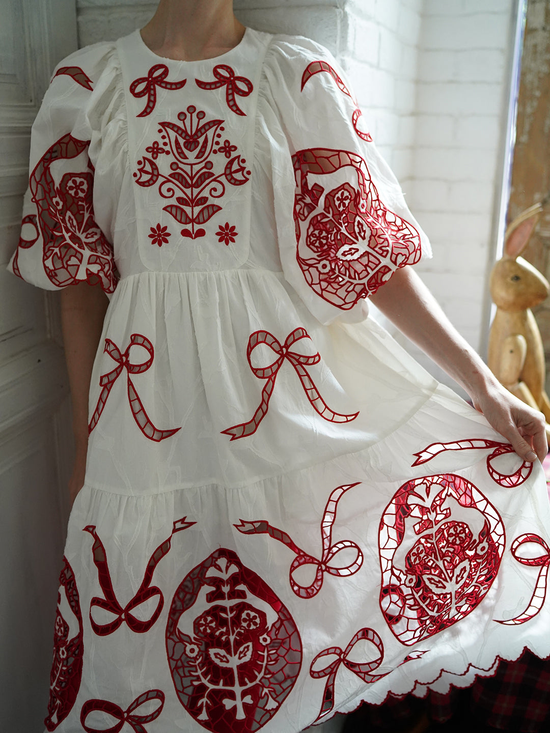 Unlogical Poem Victorian-style Paper-cut Pattern Hollow Embroidery Cotton Dress