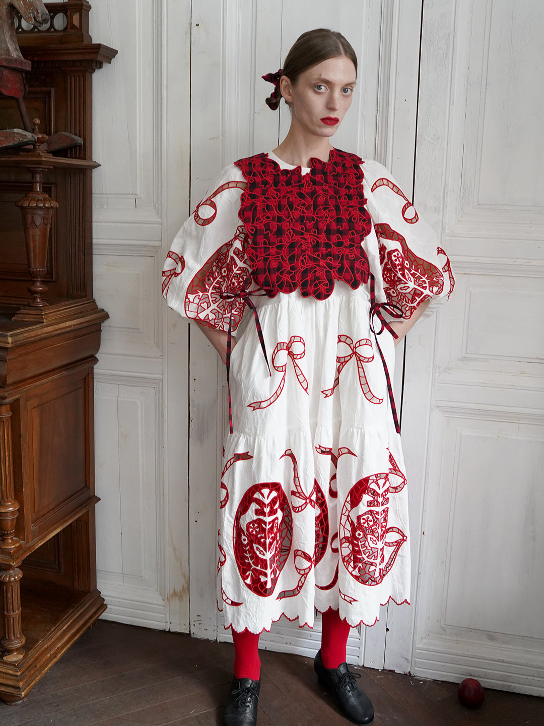 Unlogical Poem Cat Embroidery Reversible Gingham Smock