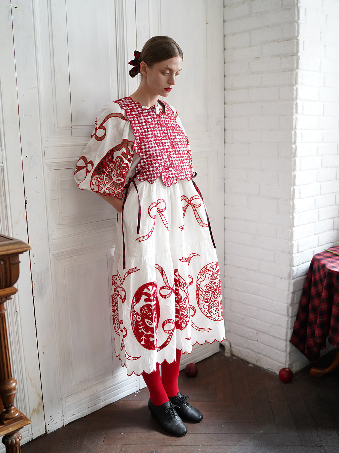 Unlogical Poem Cat Embroidery Reversible Gingham Smock