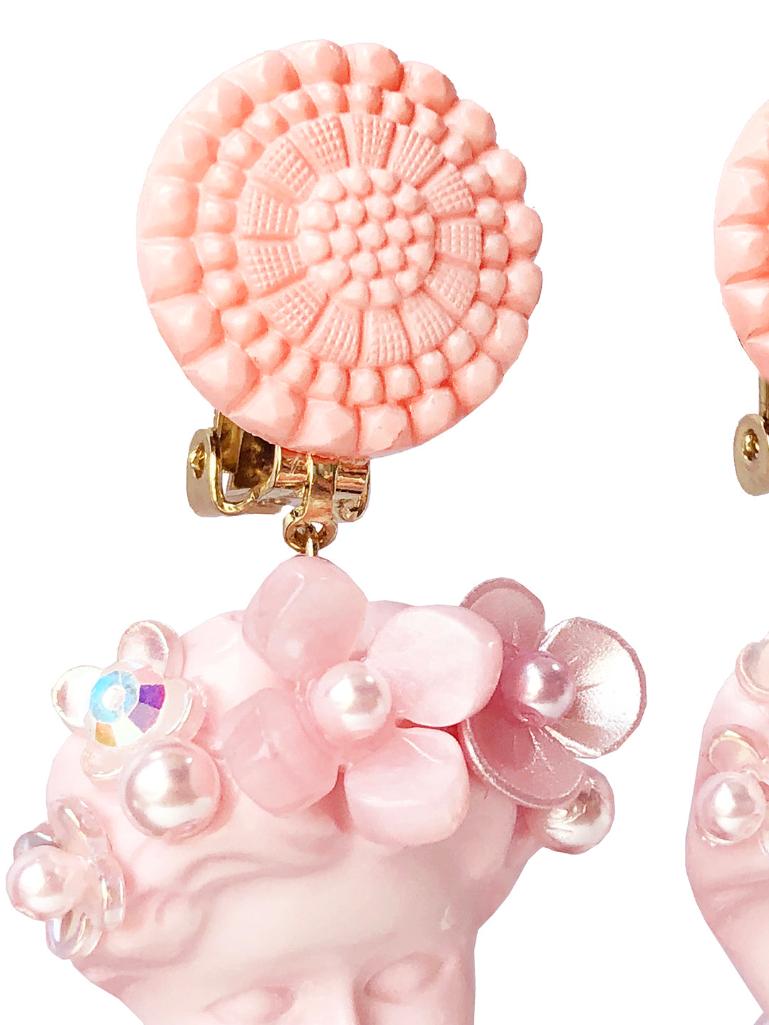 Unlogical Poem Corolla Doll Pearl Hand-made Ear Clips