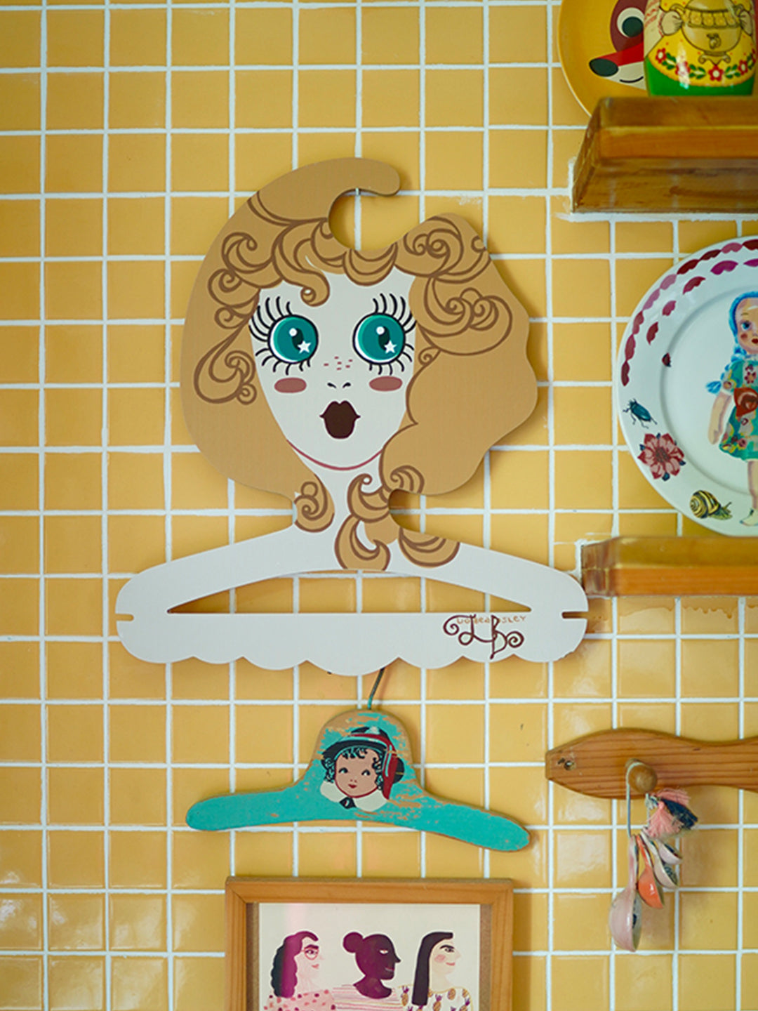 Little thing X Lio Beardsley Retro style Wooden clothes-hanger - Princess Rococo
