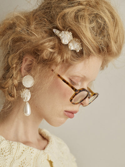 Unlogical Poem x Trout San Baroque White Doll Hair Clip