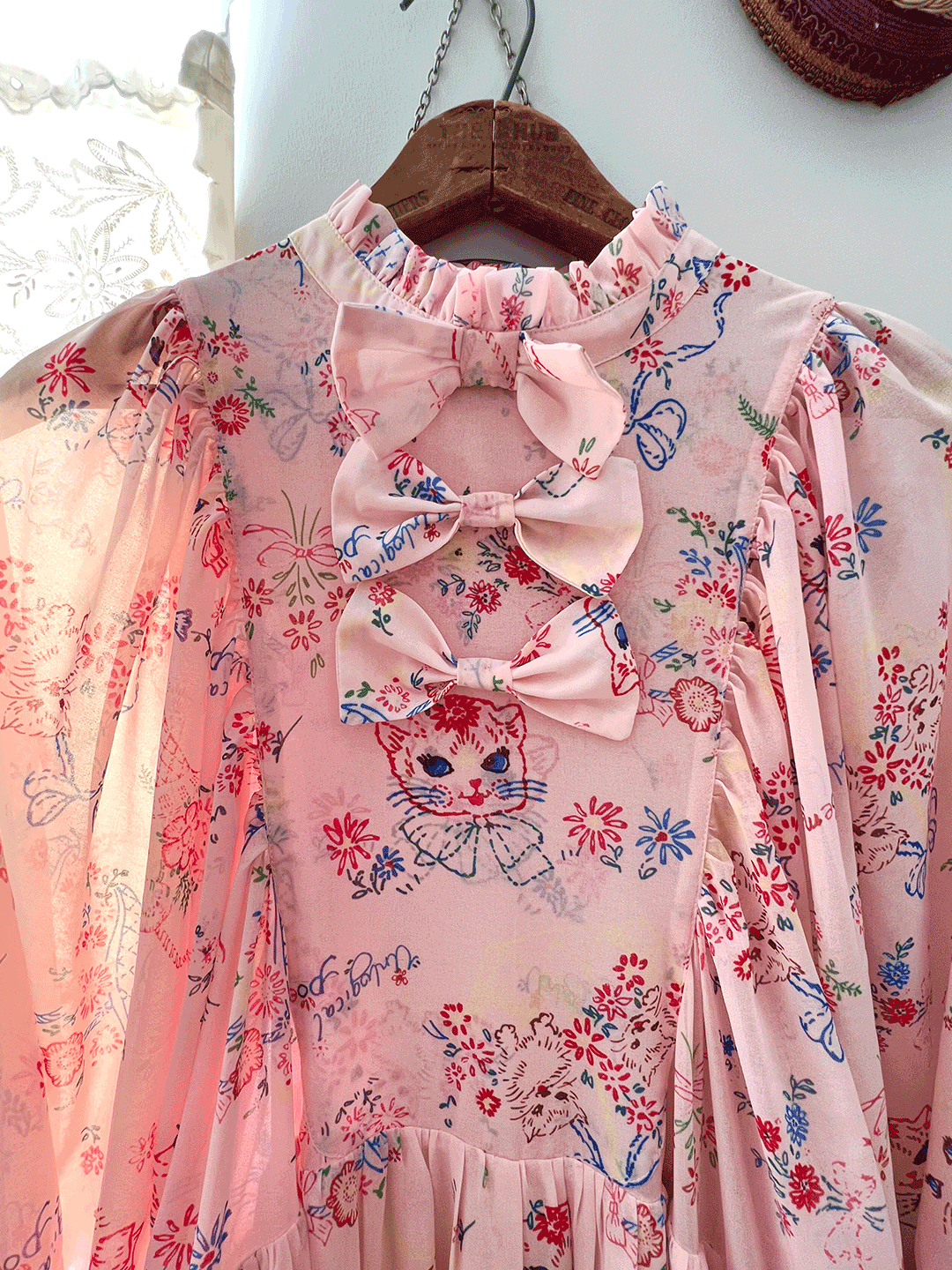 Unlogical Poem Vintage-style Cat Illustration Printed Chiffon Dress