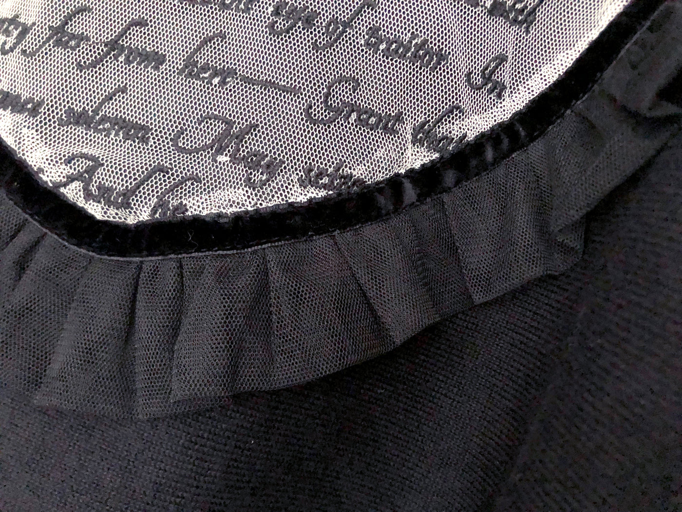 Unlogical Poem Poetry-embroidered Cape Sleeve Knit Cardigan