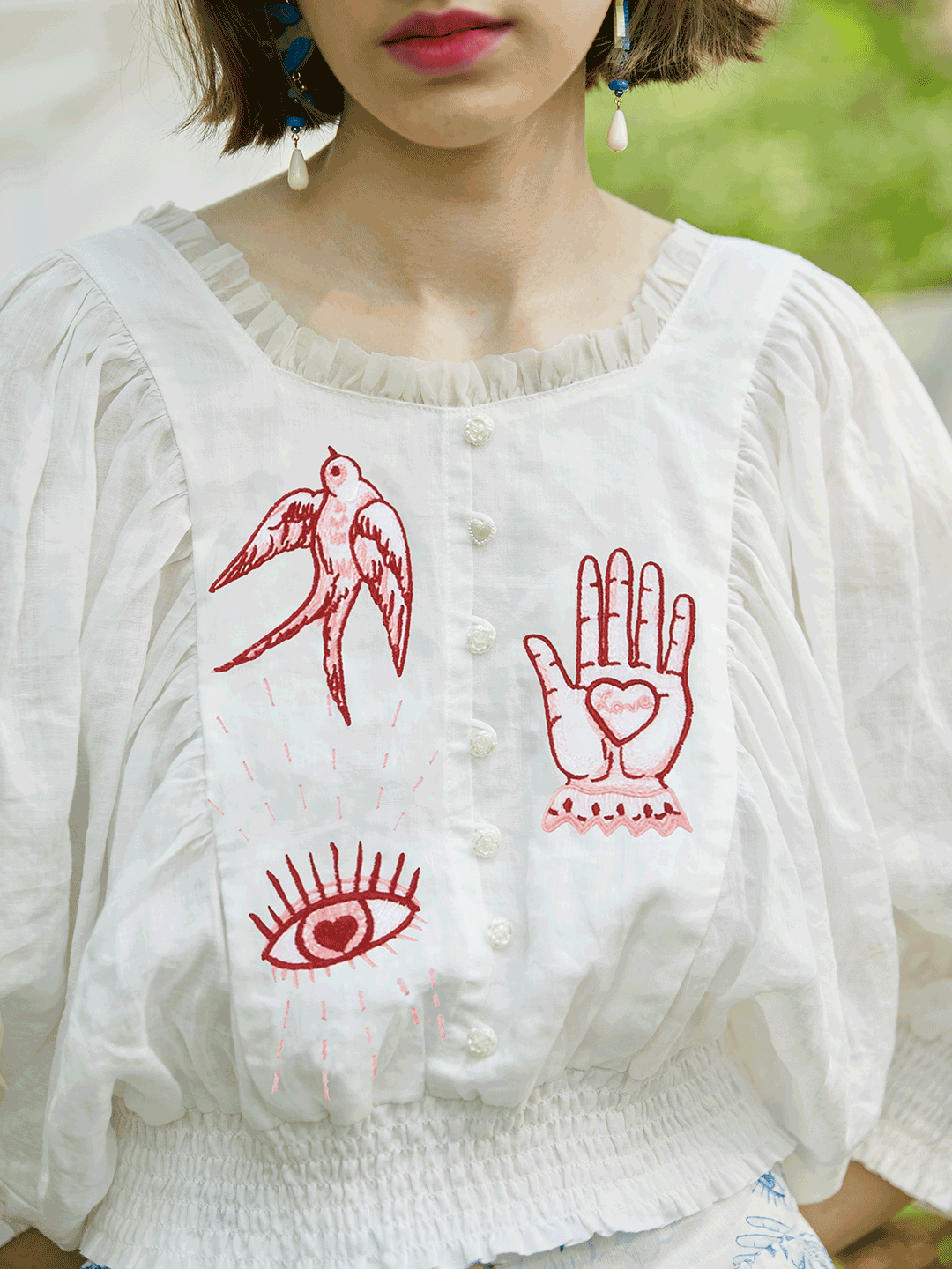 Unlogical Poem Embroidered Silk Linen Batwing Sleeve Top-White