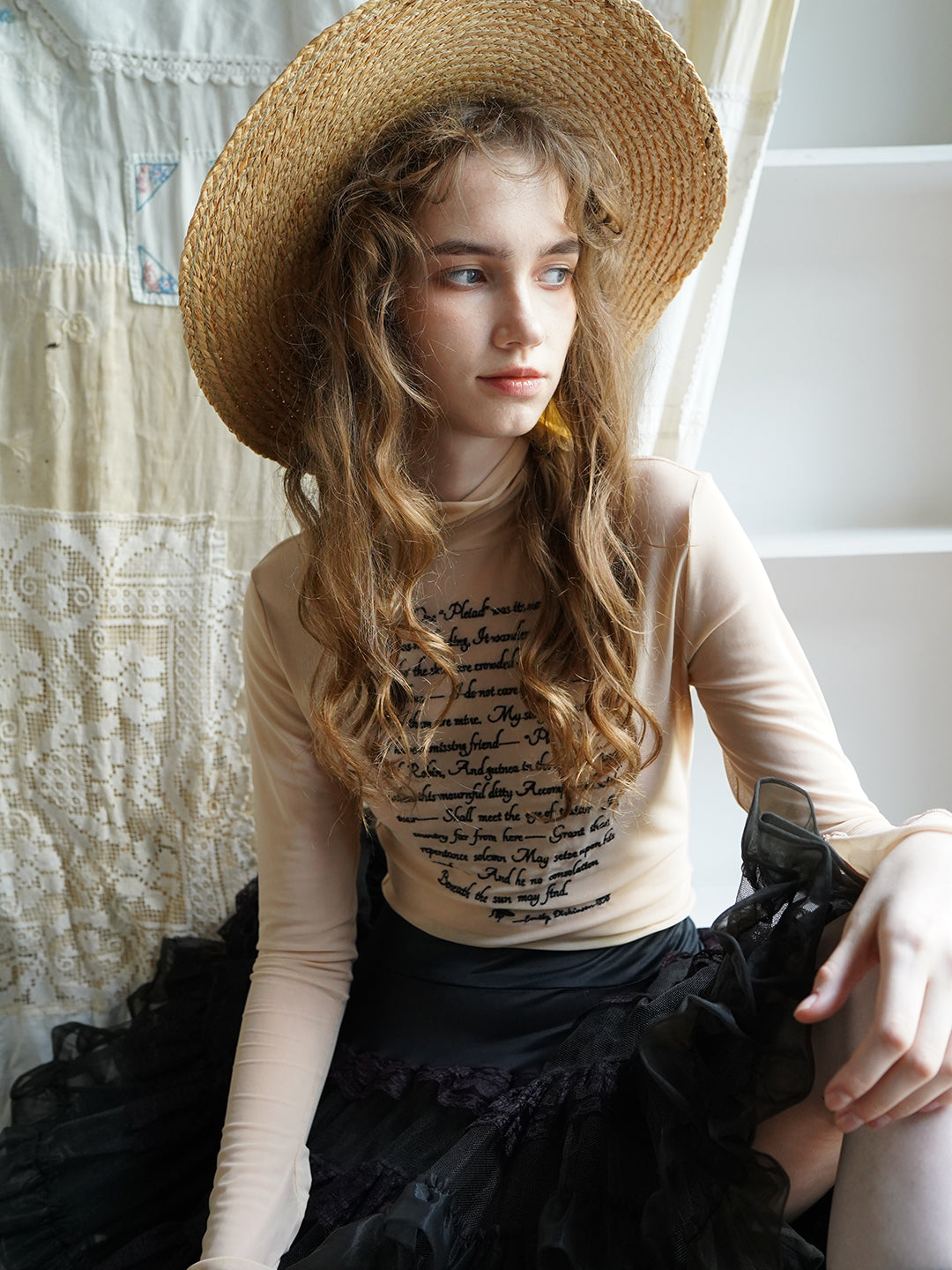 Unlogical Poem Poetry-embroidered Mesh Bottoming Shirt